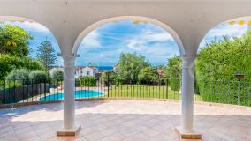 Villa for sale in Lindasol with 7 bedrooms