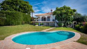 Villa for sale in Lindasol with 7 bedrooms