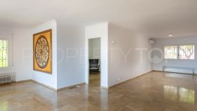 Villa for sale in Lindasol with 7 bedrooms