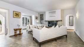 Villa till salu på Don Pedro, Estepona