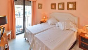 Apartment for sale in Jardines del Puerto, Marbella - Puerto Banus