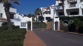 Buy ground floor apartment in Alcaidesa with 3 bedrooms