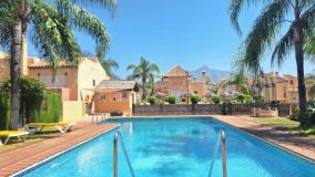 Maison de Ville for sale in Condes de Iza, Nueva Andalucia