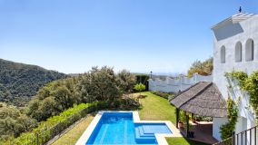 Villa for sale in Monte Mayor, Benahavis