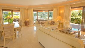 4 bedrooms villa in Los Arqueros for sale
