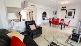 For sale town house with 4 bedrooms in La Duquesa