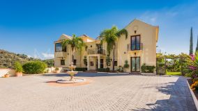 Villa for sale in Monte Mayor, Benahavis