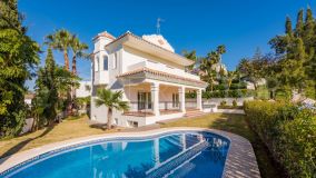 Comprar villa en Guadalmina Alta