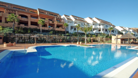 For sale penthouse in Duquesa Village with 2 bedrooms