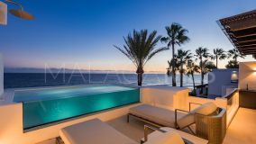 Zweistöckiges Penthouse zu verkaufen in Marina de Puente Romano, Marbella Goldene Meile