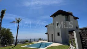 Villa for sale in Atalaya Fairways, Benahavis