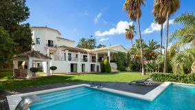 Villa for sale in Nueva Andalucia, Marbella