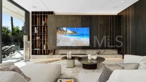 Villa for sale in Cascada de Camojan, Marbella Golden Mile