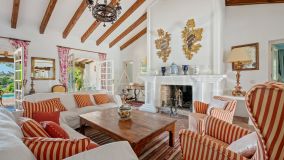 Villa for sale in Benahavis