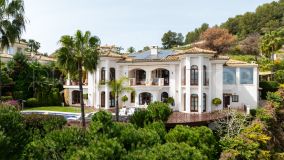 6 bedrooms villa in Cascada de Camojan for sale