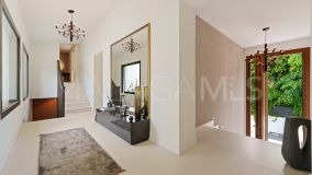 Villa for sale in Nueva Andalucia, Marbella