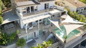 Villa for sale in Nueva Andalucia, Marbella