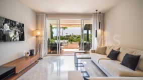 Apartment for sale in Marina de Puente Romano, Marbella Golden Mile