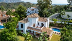Villa for sale in La Quinta, Benahavis