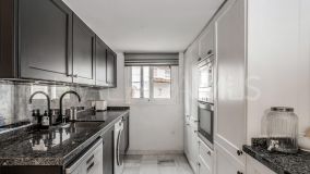 Reihenhaus zu verkaufen in Las Brisas, Nueva Andalucia