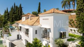 Villa en venta en El Herrojo, Benahavis
