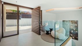 Villa for sale in El Rosario, Marbella Est