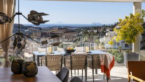 Zweistöckiges Penthouse zu verkaufen in La Morelia de Marbella, Nueva Andalucia