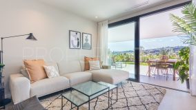 Buy apartment in Azahar de Estepona with 2 bedrooms