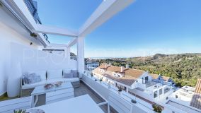 Spectacular duplex penthouse for sale in Estepona with panoramic sea views