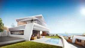 Uber contemporary Costa del Sol golf properties within walking distance of the beach with onsite amenities.