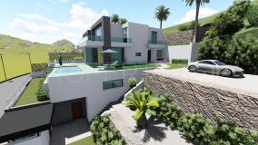 Villa en venta en La Cala Golf Resort con 4 dormitorios
