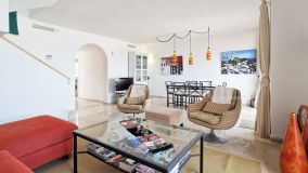 Duplex for sale in Casares Playa