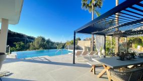 Villa for sale in Elviria, Marbella Est