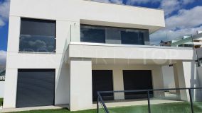 Villa en venta en La Duquesa, 645.000 €