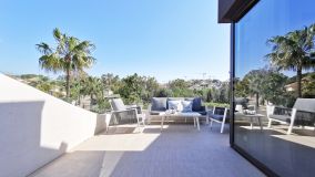 Penthouse for sale in Carib Playa, Marbella East