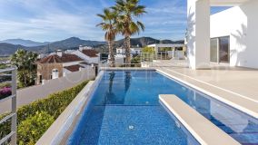 Brand new Benahavis villa in Los Arqueros on the Costa del Sol with golf, mountain and sea views