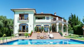 Villa en venta en El Rosario, Marbella Este