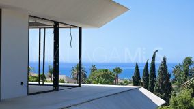 Villa for sale in Hacienda las Chapas, Marbella East