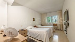 Appartement rez de chaussée for sale in Elviria, Marbella Est