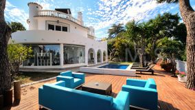 Villa for sale in Sitio de Calahonda, Mijas Costa