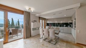 Duplex rez de chaussée for sale in Lomas de los Monteros, Marbella Est
