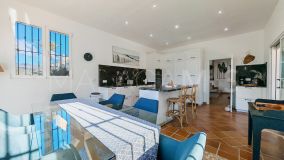 Villa for sale in Las Chapas, Marbella East