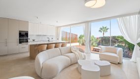 Lägenhet for sale in Nueva Andalucia, Marbella