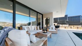 Villa for sale in Estepona