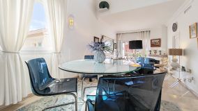 Zweistöckiges Penthouse zu verkaufen in Carib Playa, Marbella Ost