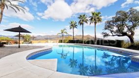Apartment for sale in La Mairena, Marbella East