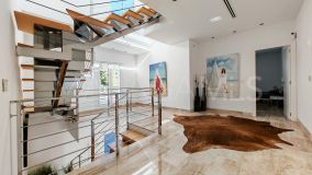 Villa for sale in El Rosario, Marbella Est