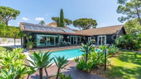 Villa for sale in Elviria, Marbella East