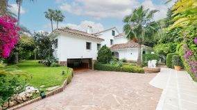 Villa for sale in Los Monteros, Marbella Öst