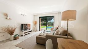 Appartement rez de chaussée for sale in Cabopino, Marbella Est